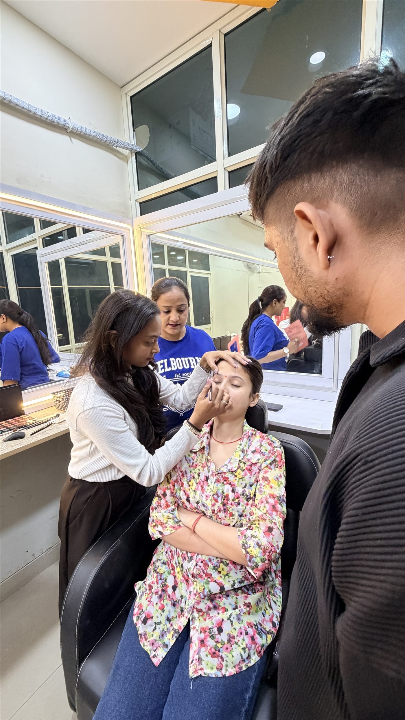 Advanced makeup course training at The Indian Beauty School
